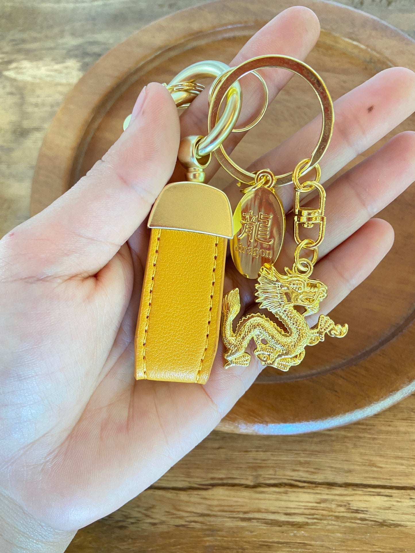 Dragon keychain กุญแจลายมังกรพิเศษ